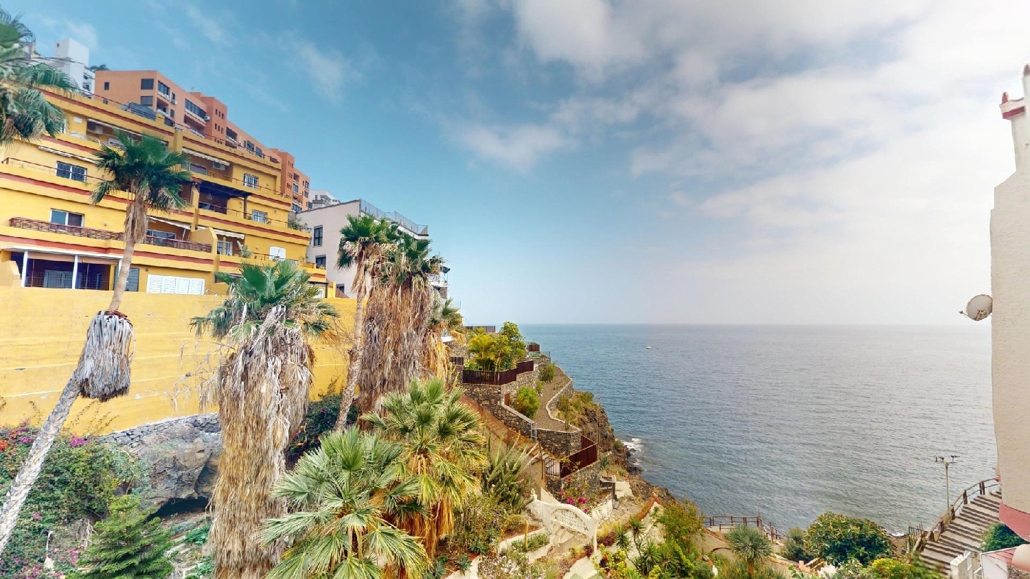  for sale apartment Rosario Ortegal 1