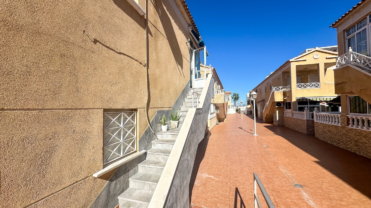  for sale apartment Torrevieja Baix Segura 5