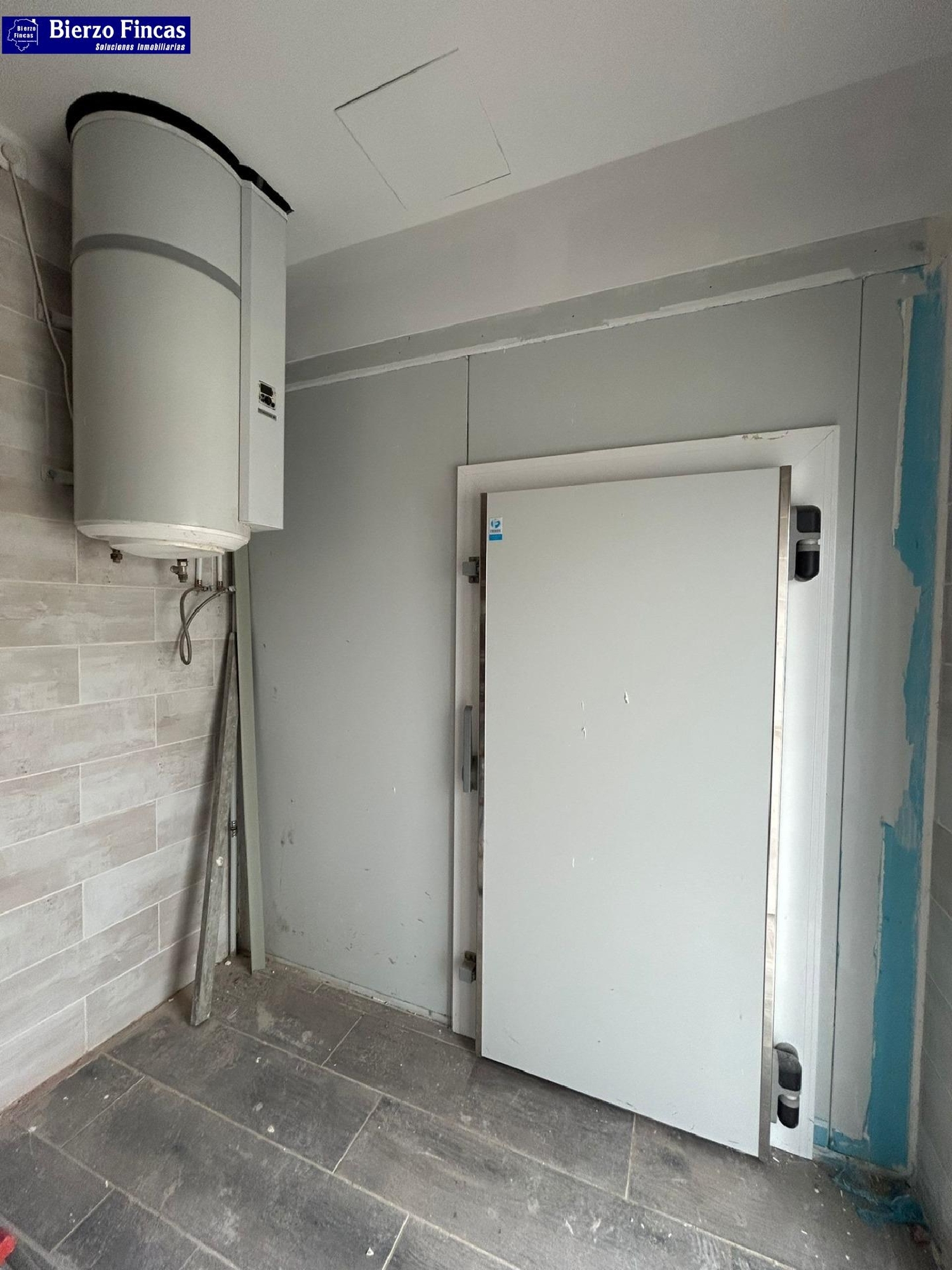 en venta local comercial Cubillos Del Sil Bierzo (El) 5