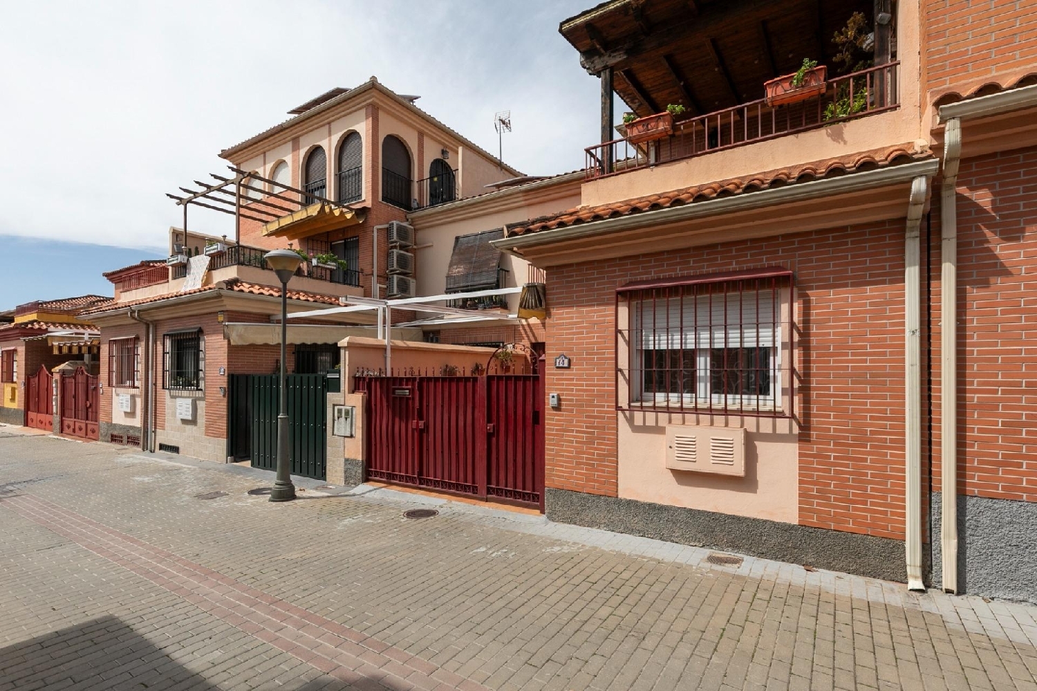  for sale house Barrio De Granada Alacantí 2