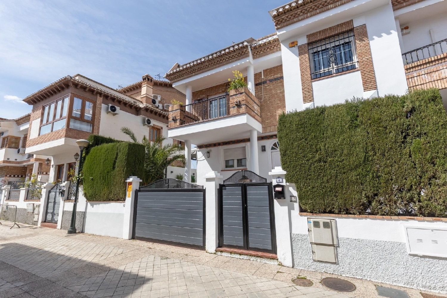  for sale house Barrio De Granada Alacantí 2