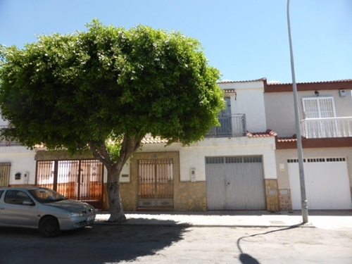 El Ejido Poniente Almeriense huis foto 6375031