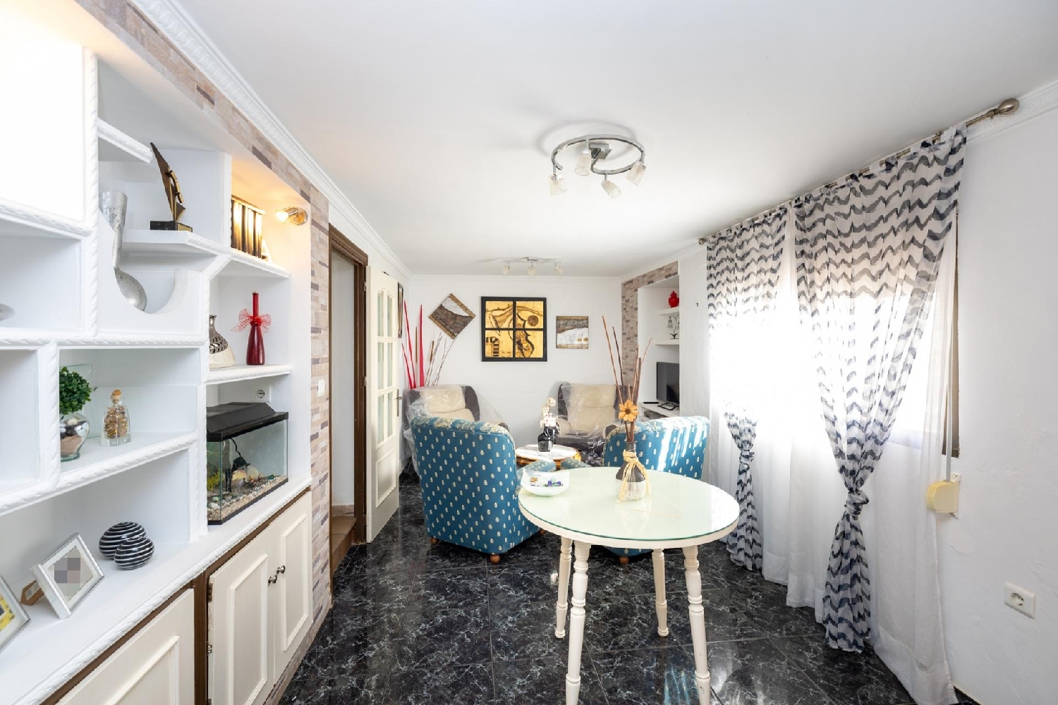  till salu hus Loja Loja 4