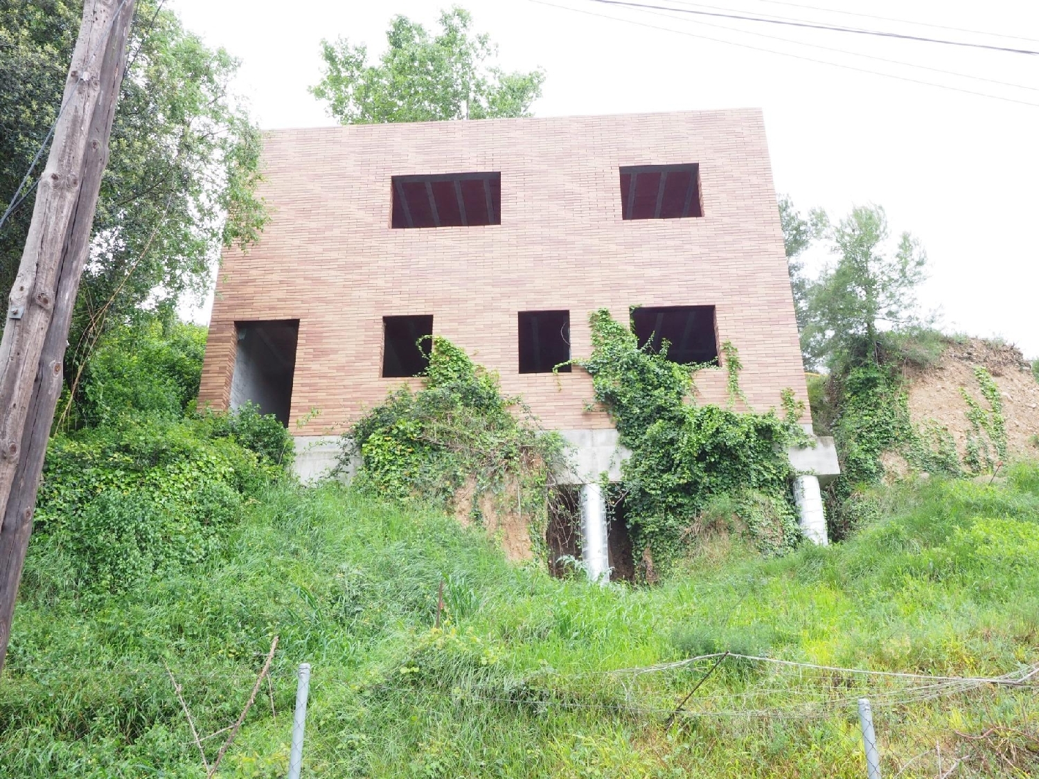  till salu hus Piera Anoia 1