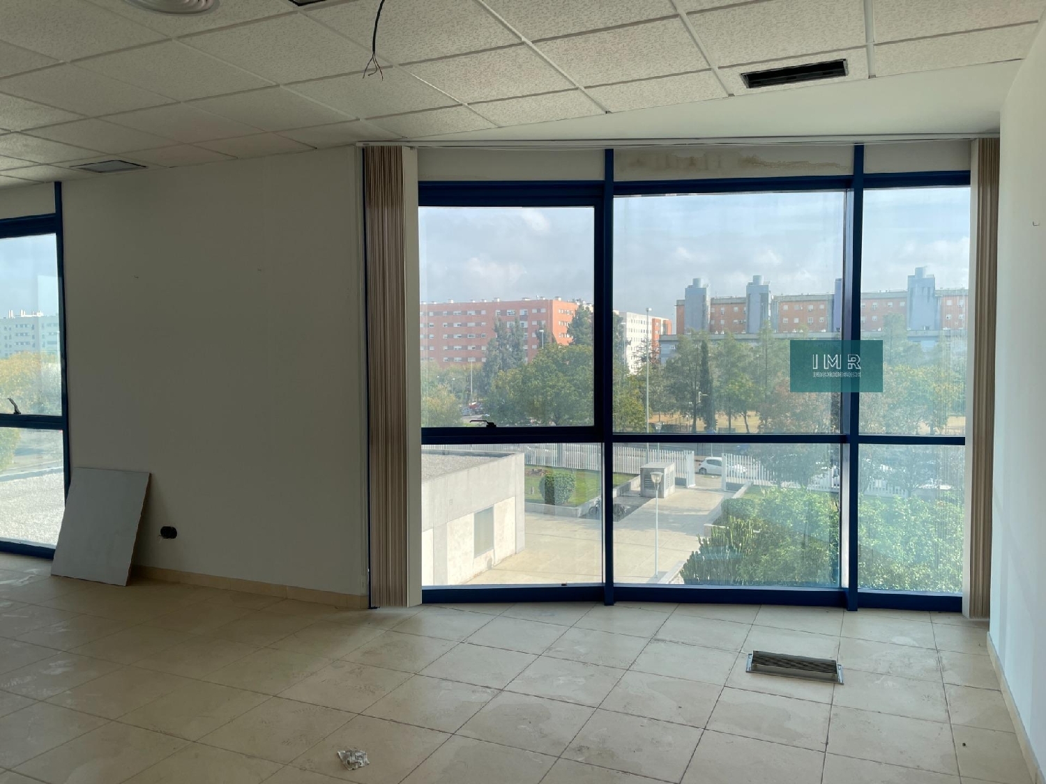 te koop kantoor Sevilla La Nueva Sur 3