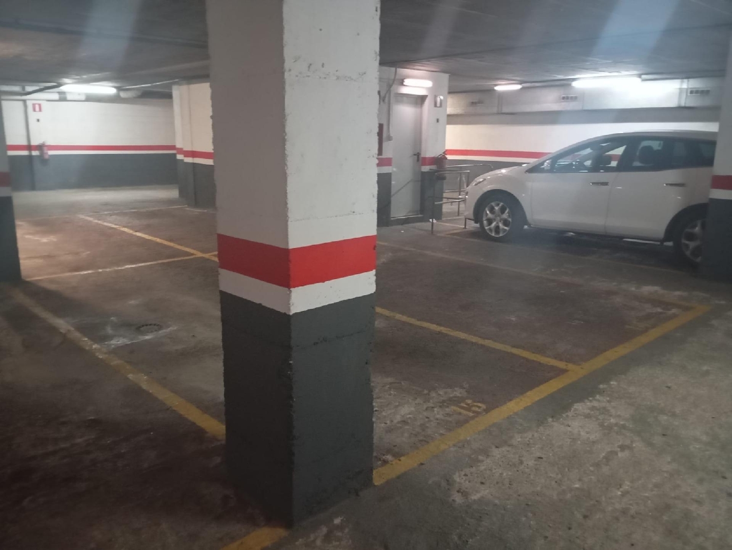  te koop parkeerplaats Barriada Les Tres Creus Bages 2