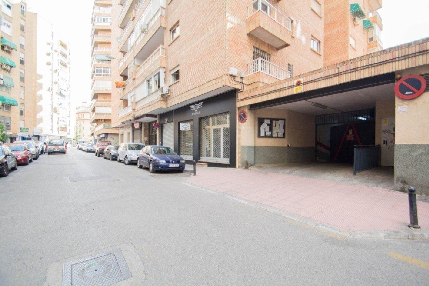  en venta parking Barrio De Granada Alacantí 2