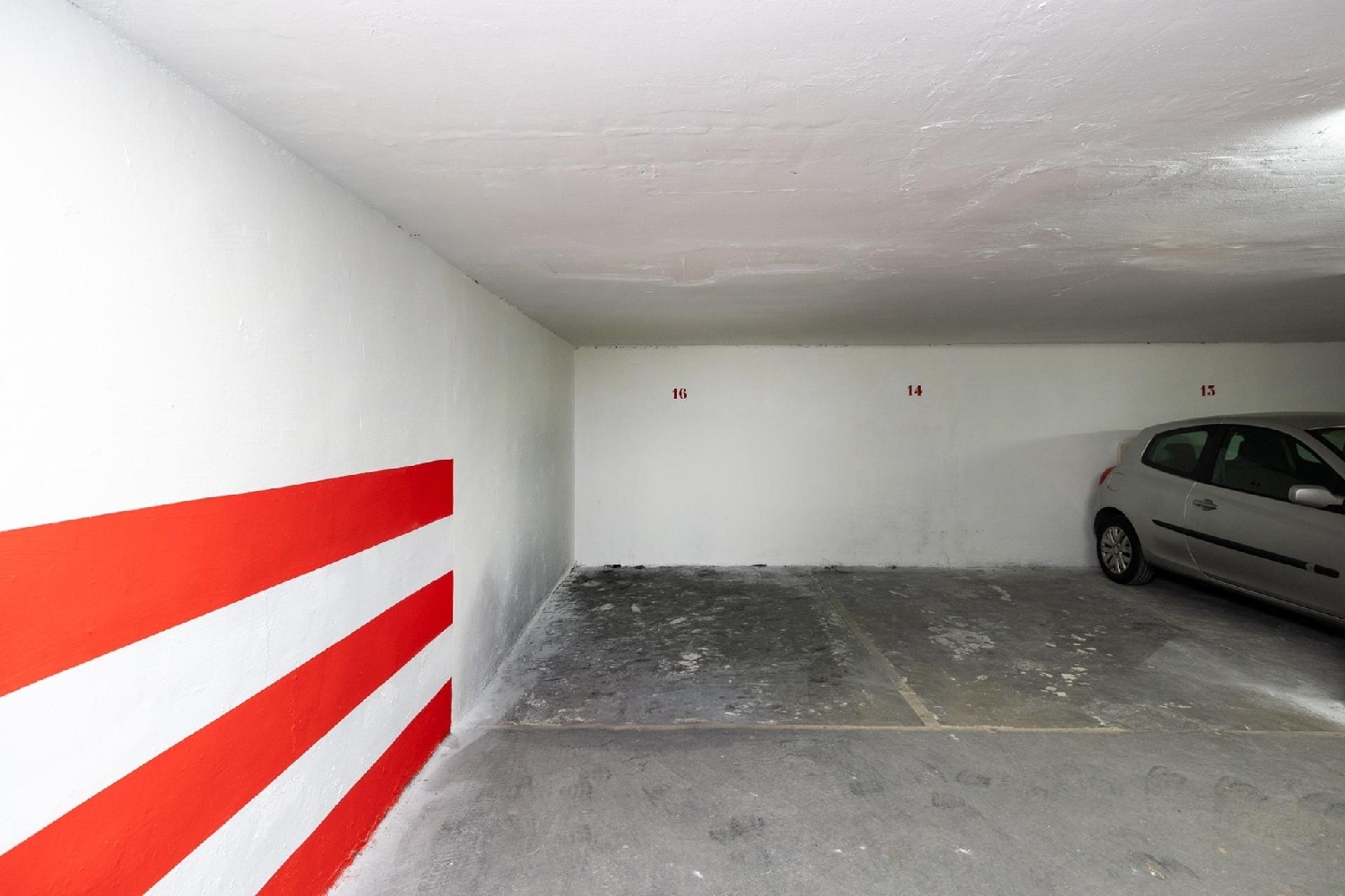  till salu parkering Barrio De Granada Alacantí 2