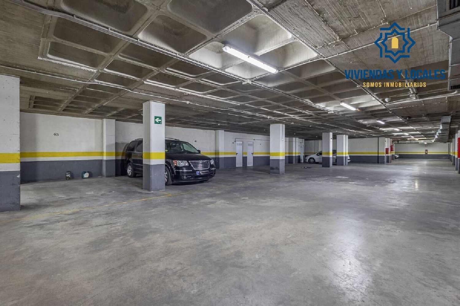  till salu parkering Barrio De Granada Alacantí 5