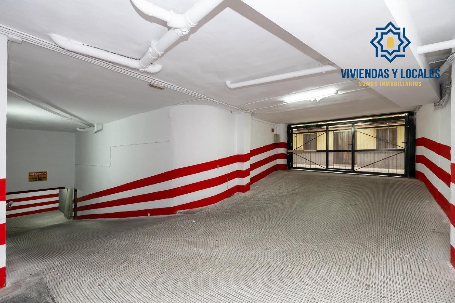  till salu parkering Barrio De Granada Alacantí 8