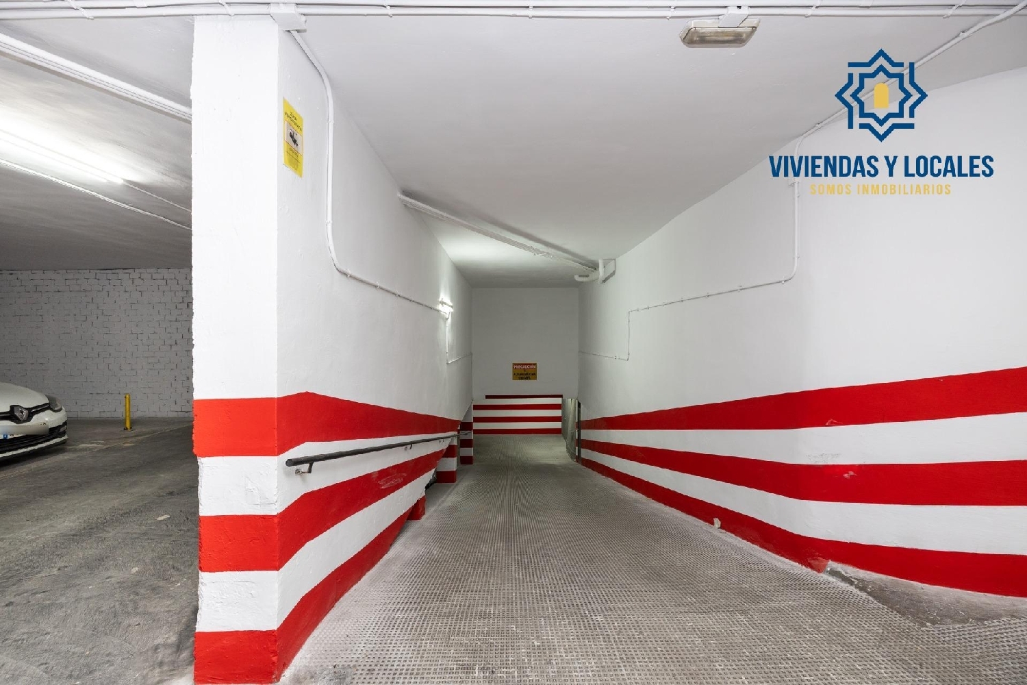  till salu parkering Barrio De Granada Alacantí 8