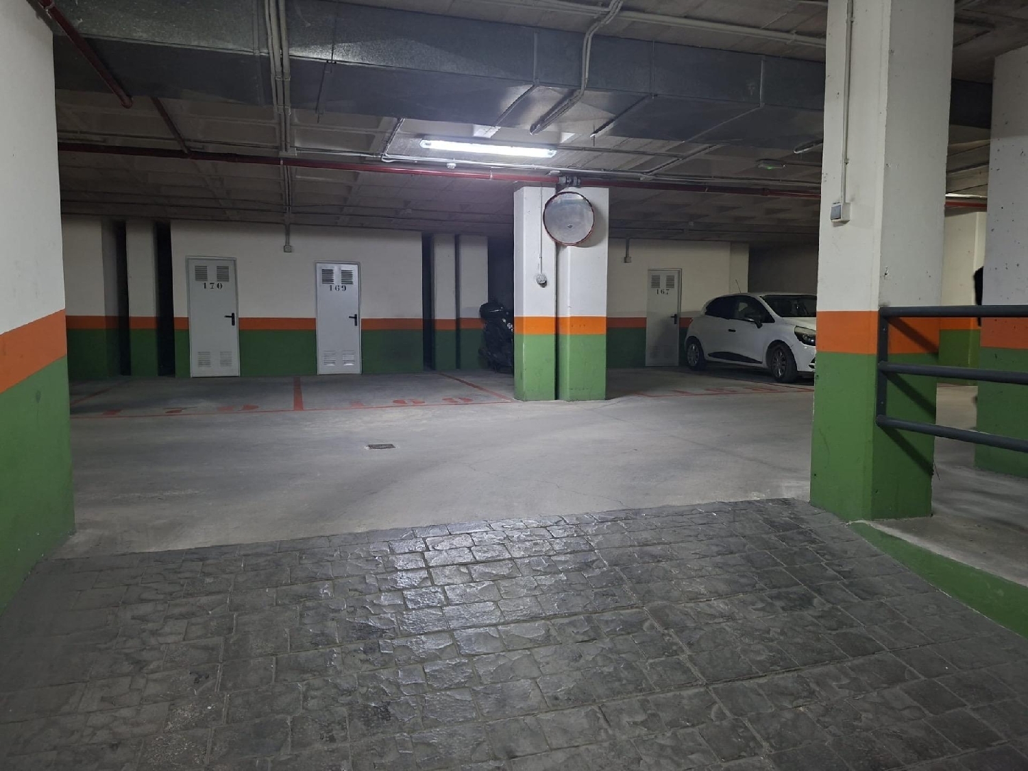  till salu parkering Castrillo De Murcia Odra-Pisuerga 4