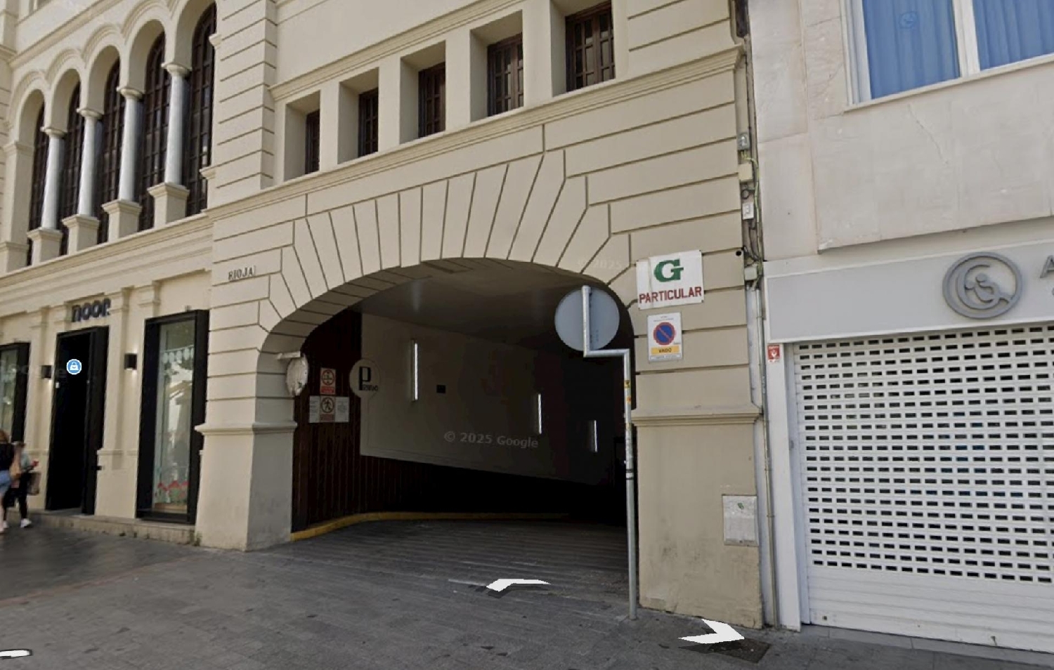  te koop parkeerplaats Sevilla La Nueva Sur 8