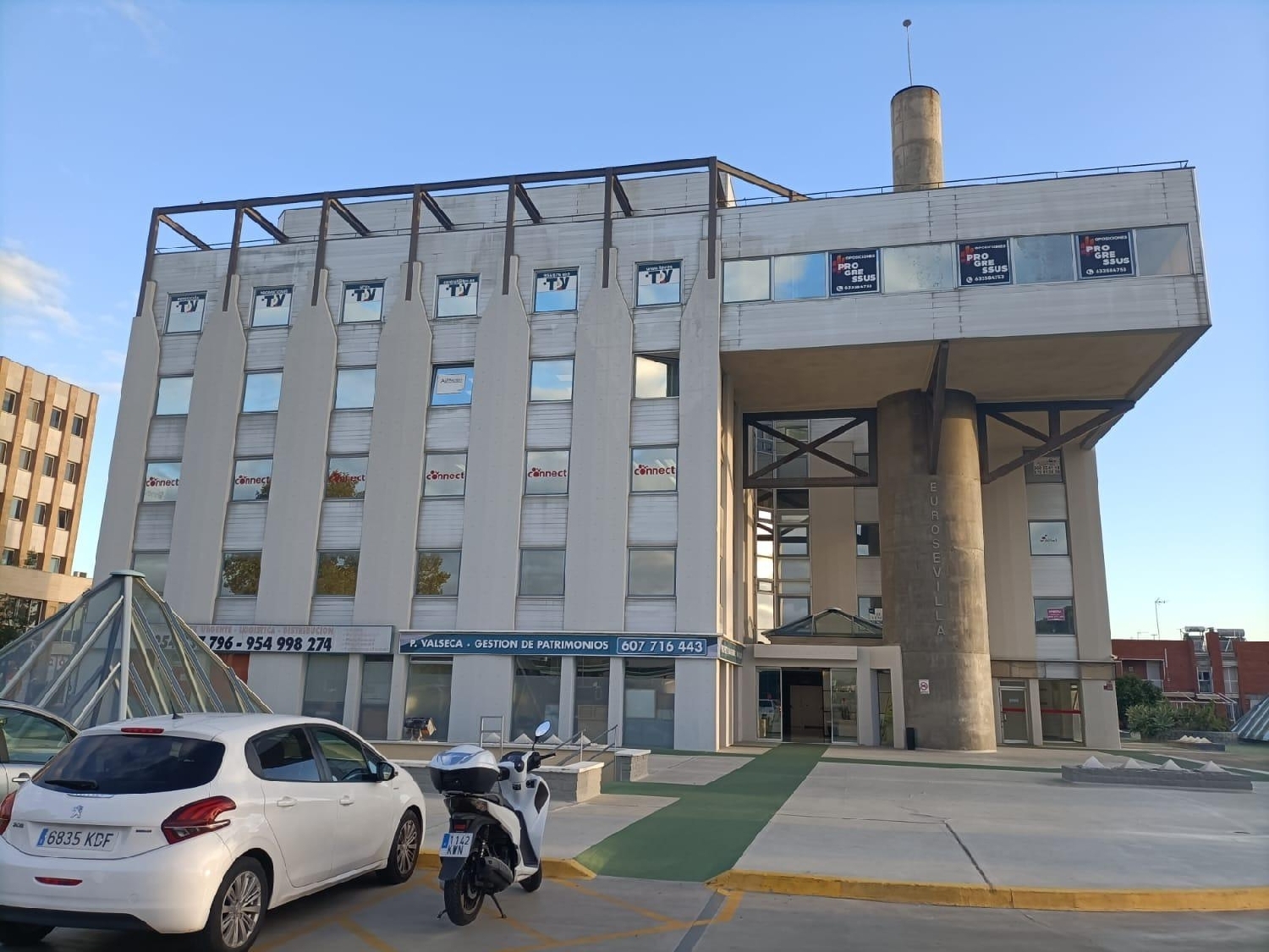 te koop parkeerplaats Sevilla La Nueva Sur 2