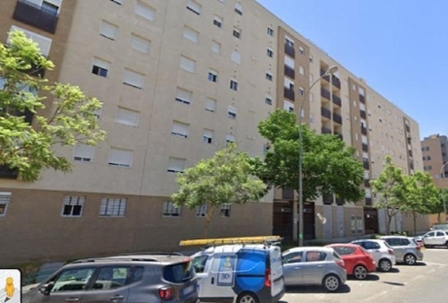 Sevilla La Nueva Sur parkeerplaats foto 6370784