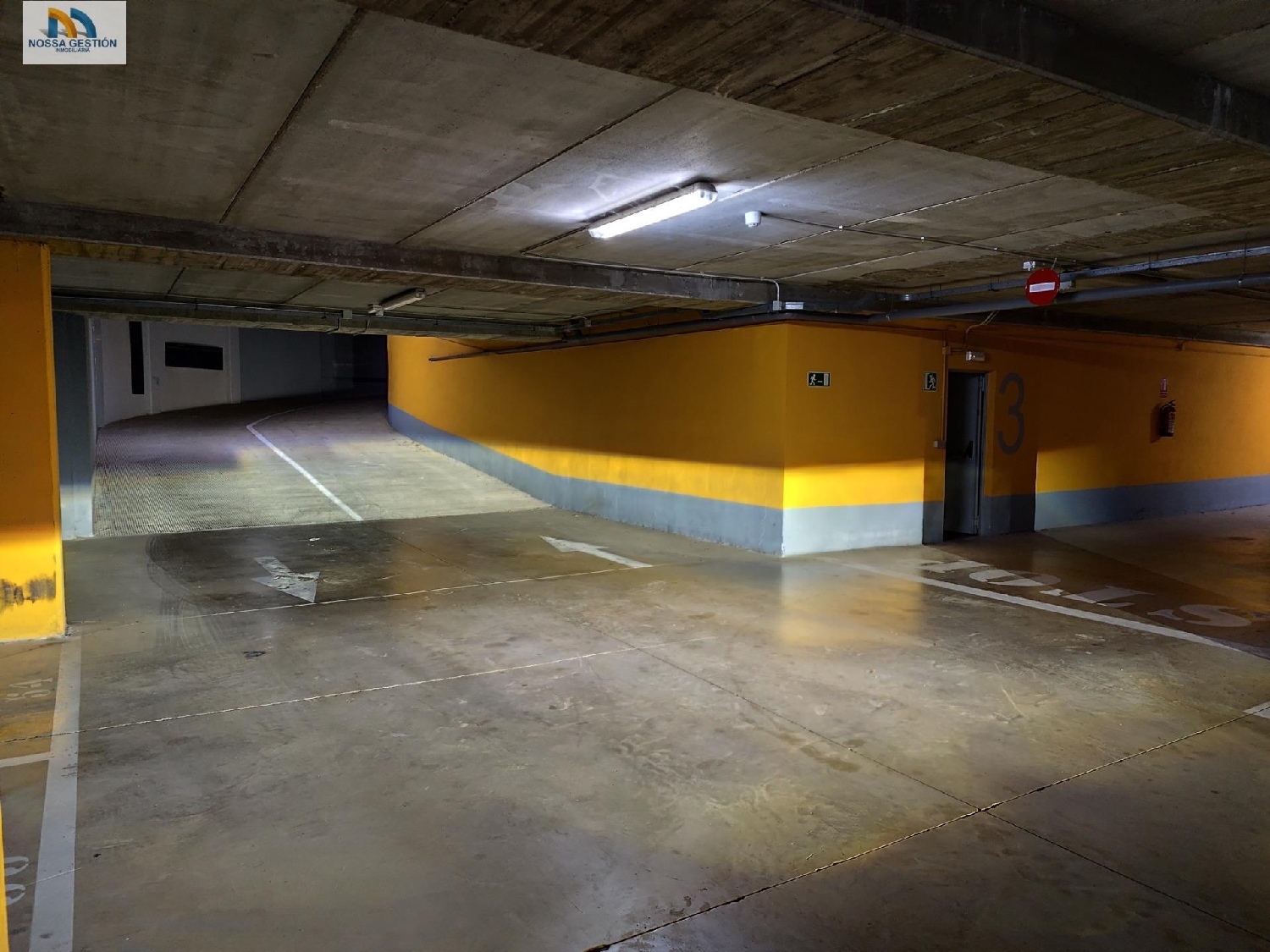  till salu parkering Valencia De Las Torres Campiña Sur 6