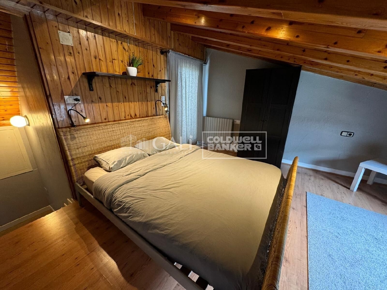  till salu takvåning Encamp Encamp 8