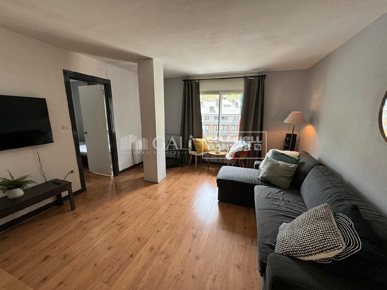  till salu takvåning Encamp Encamp 1