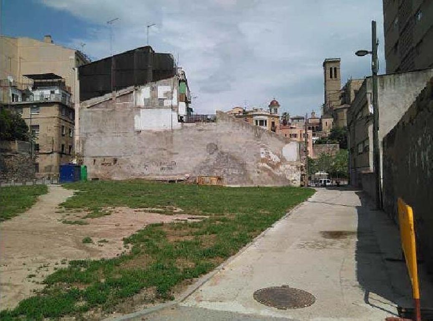 till salu tomt Manresa Bages 2