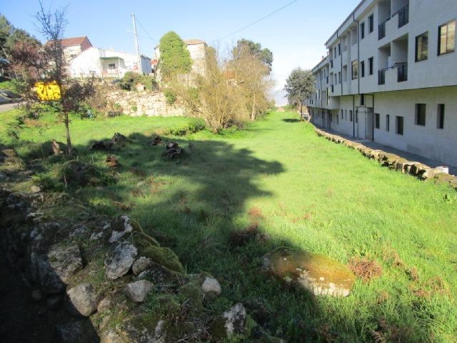  en venta terreno San Cibrao Das Viñas Ourense 1