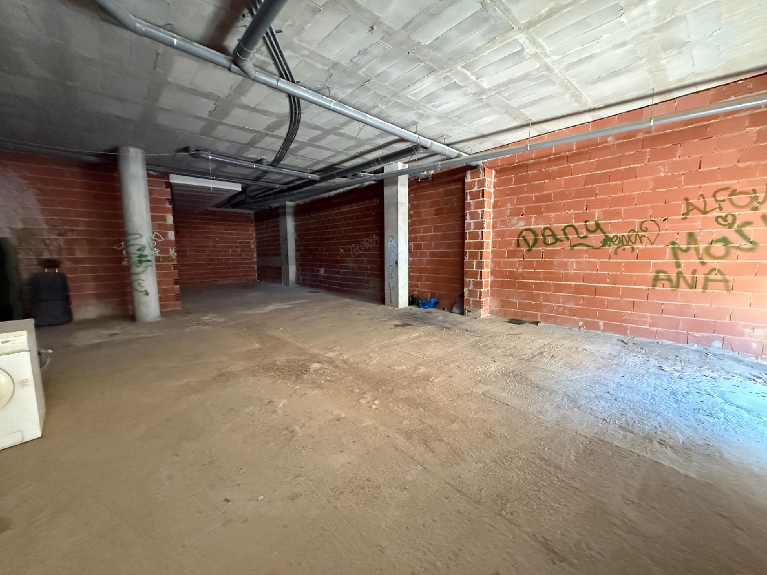  for sale commercial premise A Torre Arzúa 3