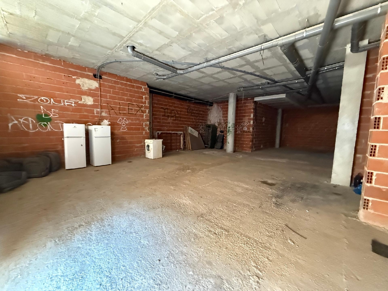  for sale commercial premise A Torre Arzúa 2