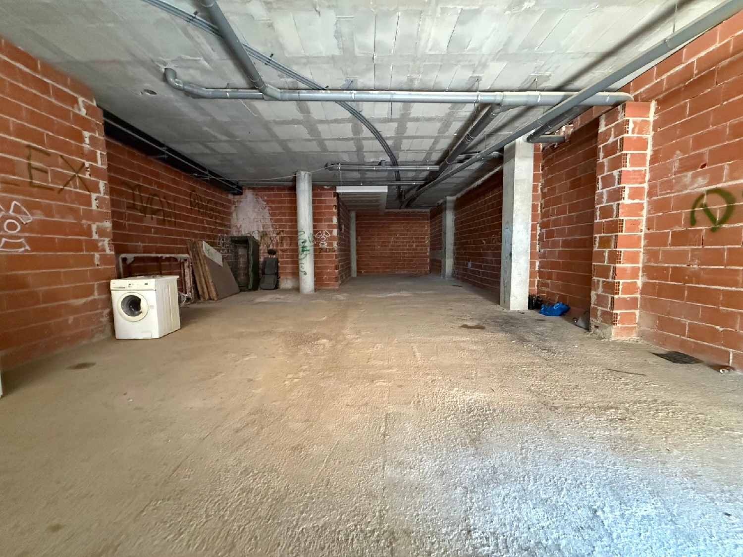  for sale commercial premise A Torre Arzúa 1