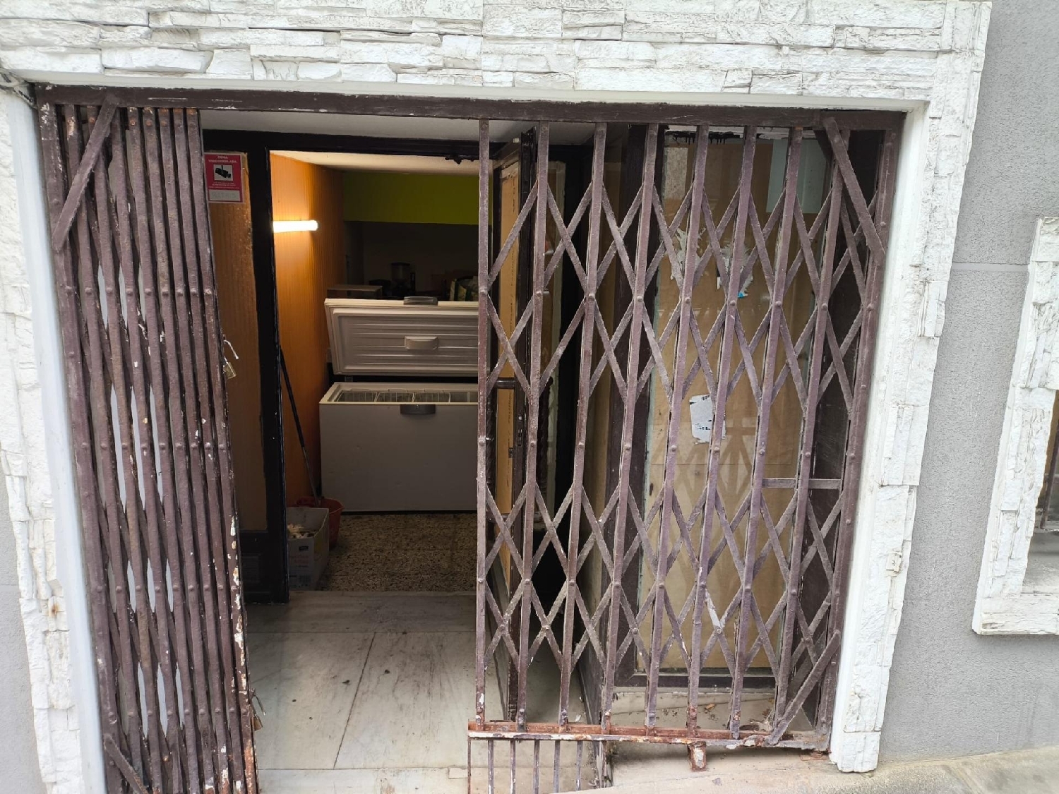  en venta local Agra De Ozán Coruña 3