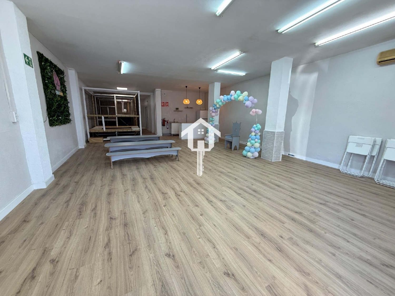  for sale commercial premise Alicante Centro 03001 Alacantí 3