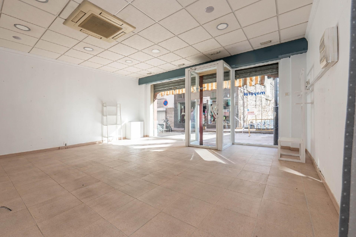  for sale commercial premise Armilla Vega De Granada 5