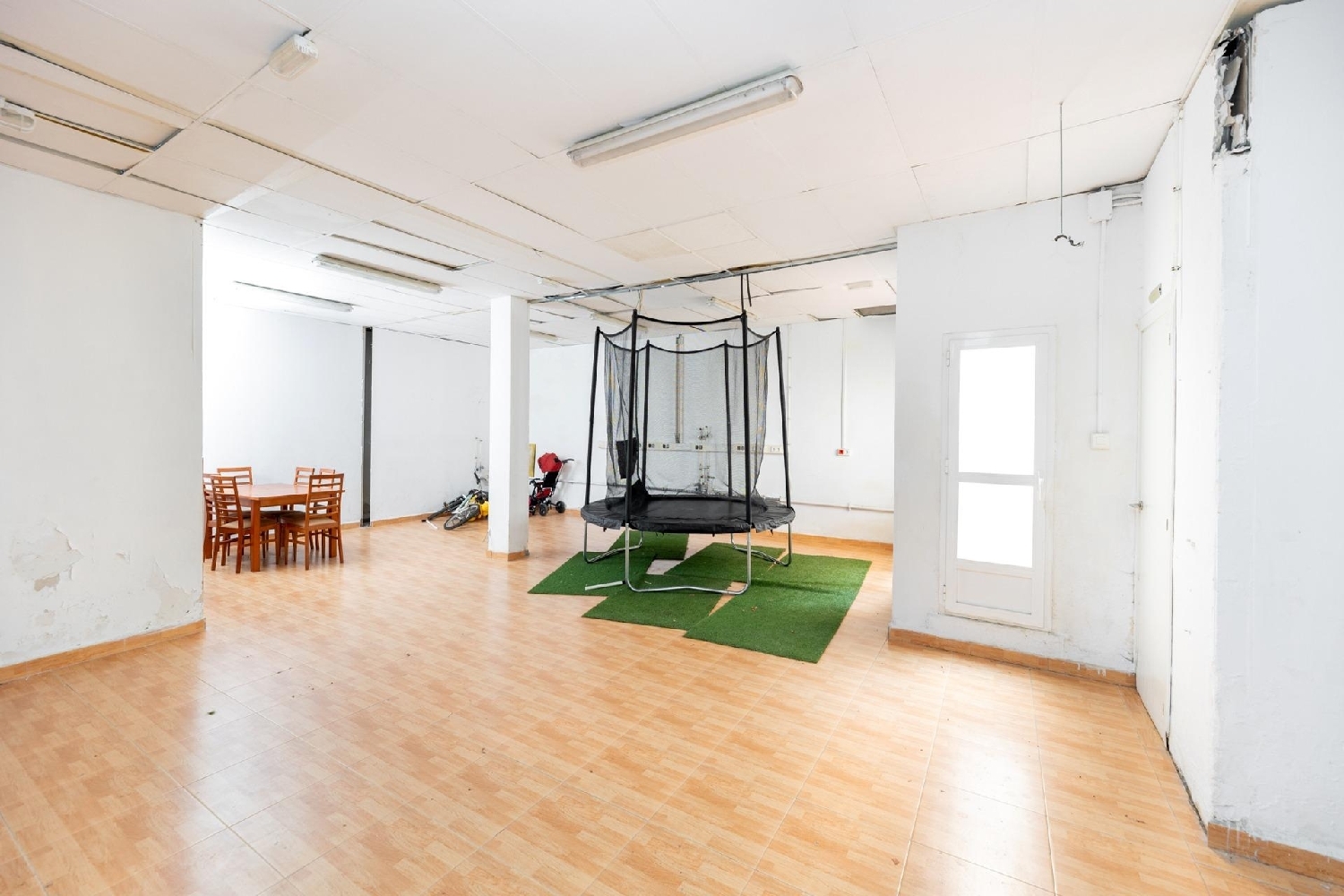 for sale commercial premise Armilla Vega De Granada 6