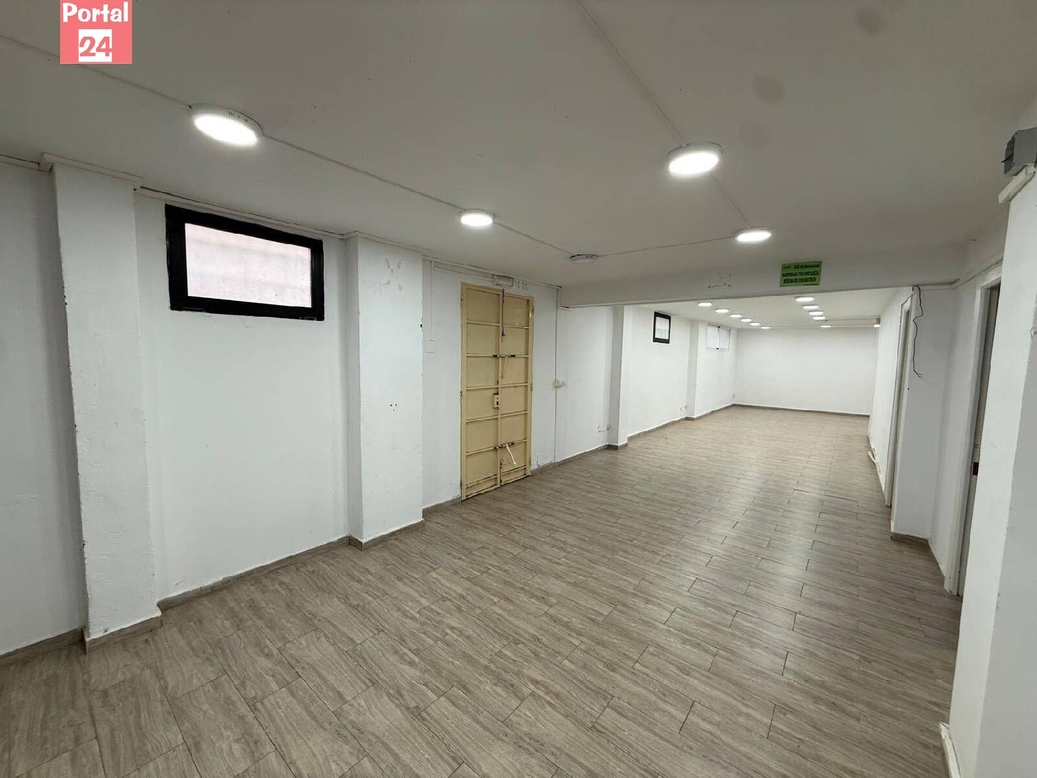 à vendre local commercial Badajoz Casco Antiguo-Centro Badajoz 7