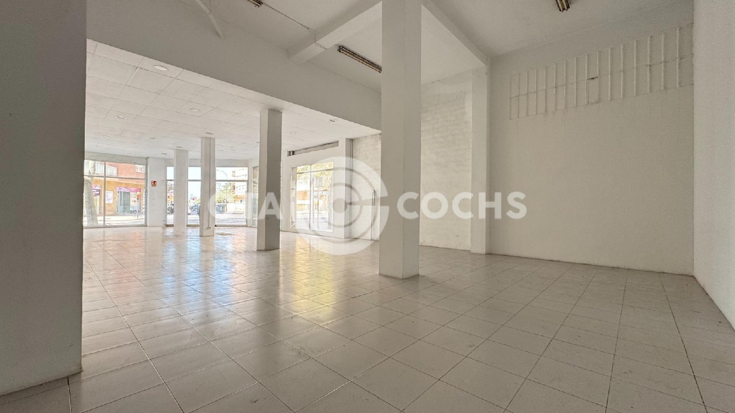  te koop bedrijfsruimte Barriada Les Tres Creus Bages 5