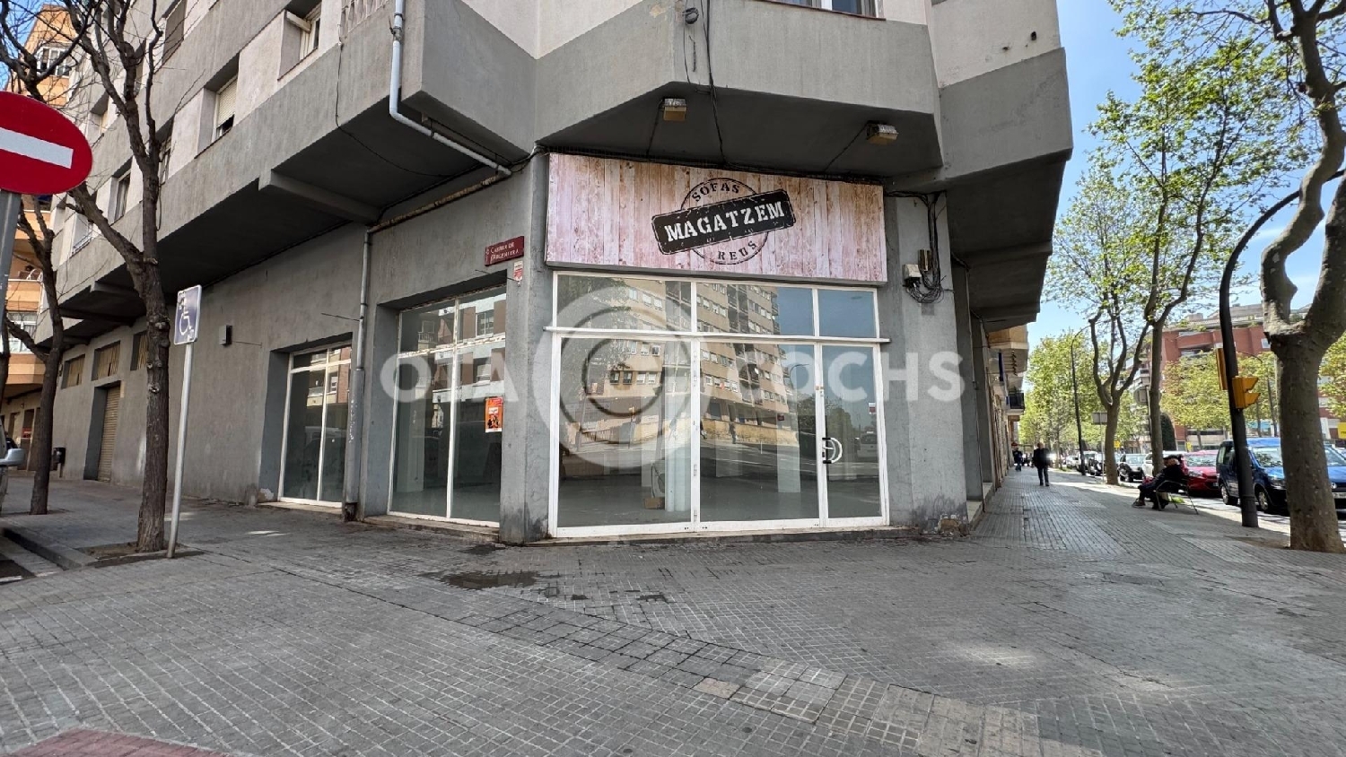  te koop bedrijfsruimte Barriada Les Tres Creus Bages 3