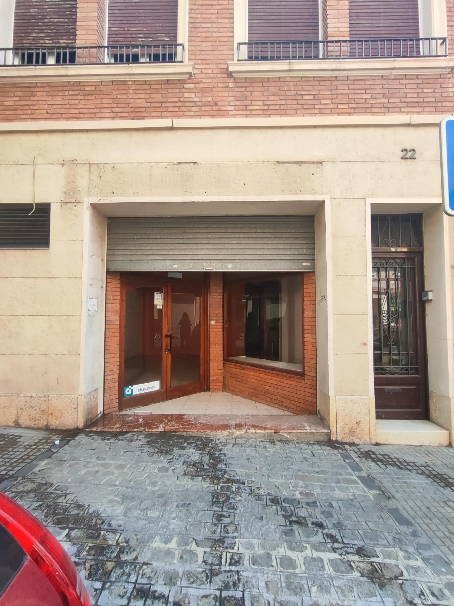  te koop bedrijfsruimte Barriada Les Tres Creus Bages 1