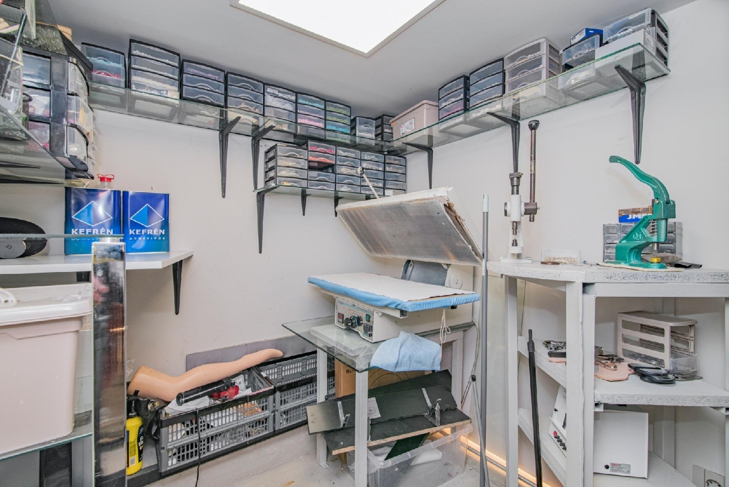  te koop bedrijfsruimte Barrio De Granada Alacantí 7