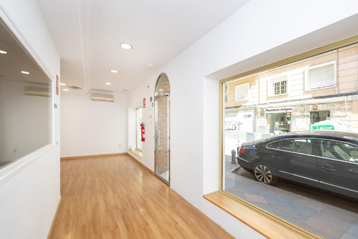  for sale commercial premise Barrio De Granada Alacantí 7