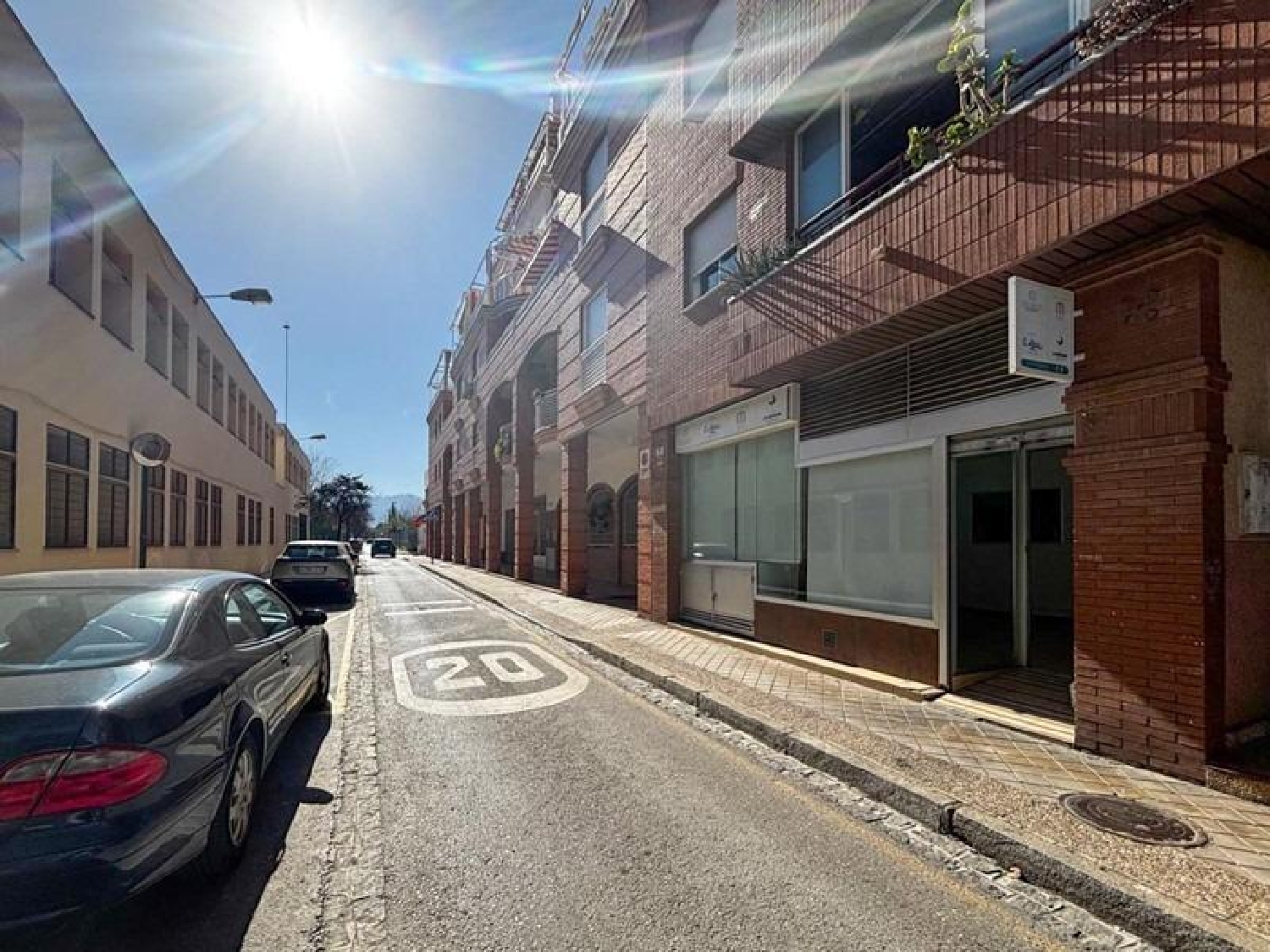  till salu lokal Barrio De Granada Alacantí 3