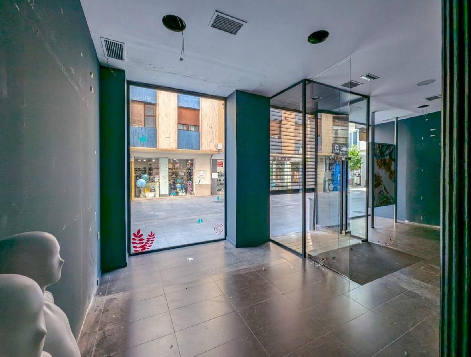  te koop bedrijfsruimte Barrio De Granada Alacantí 2