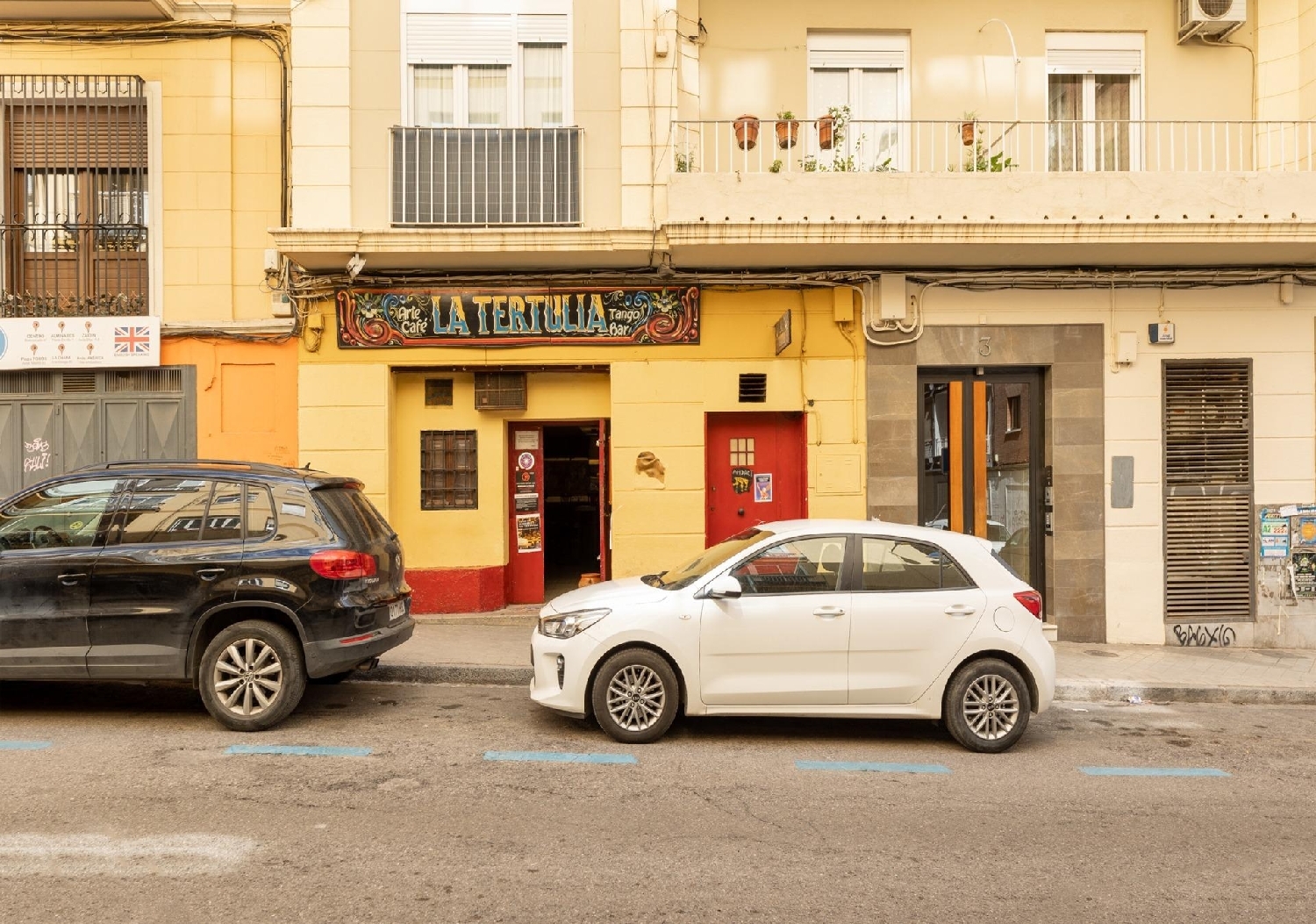  till salu lokal Barrio De Granada Alacantí 3