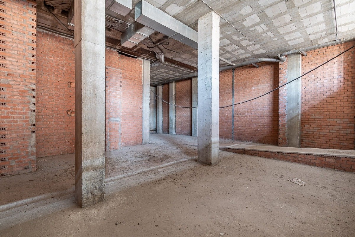  te koop bedrijfsruimte Barrio De Granada Alacantí 5