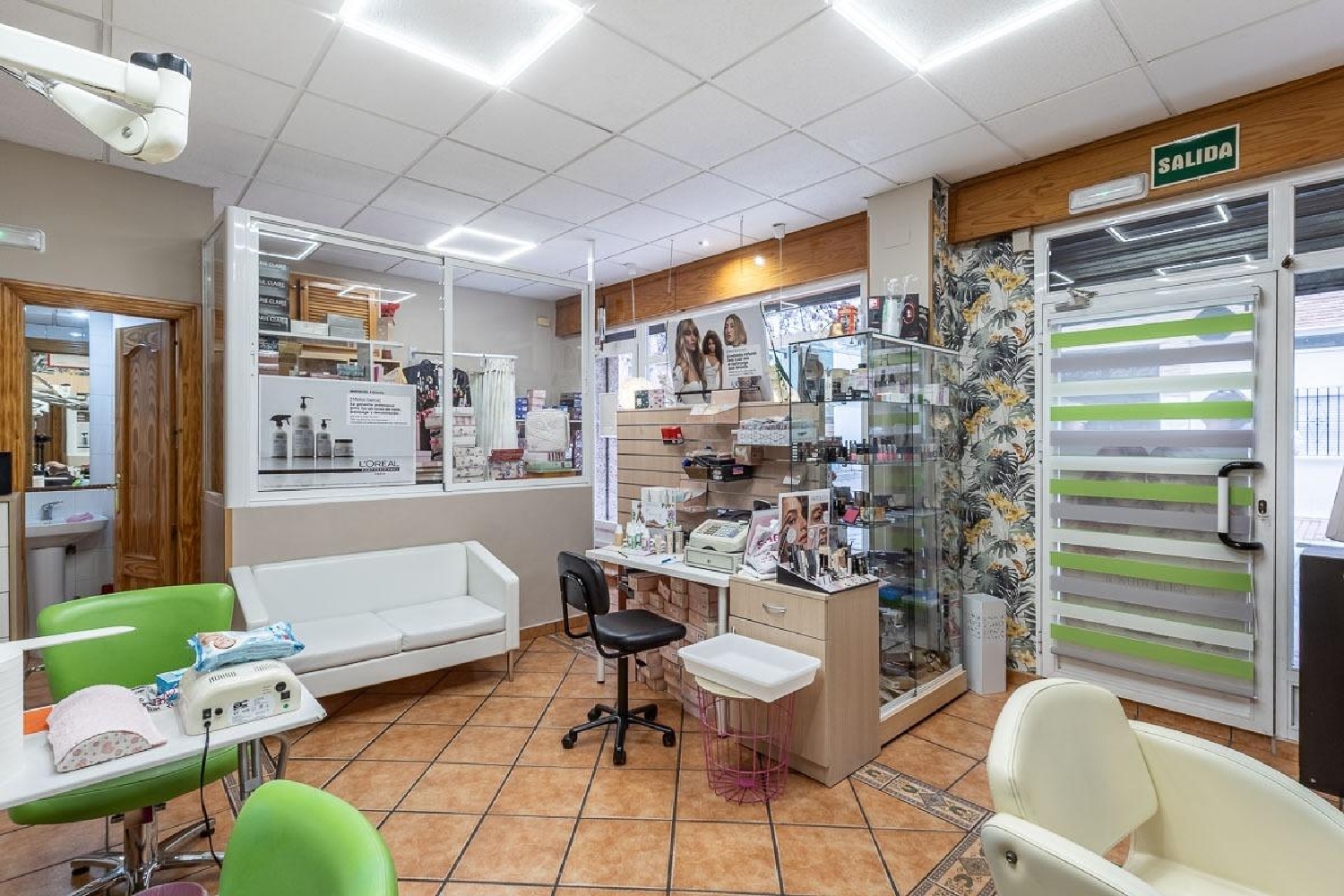  te koop bedrijfsruimte Barrio De Granada Alacantí 5