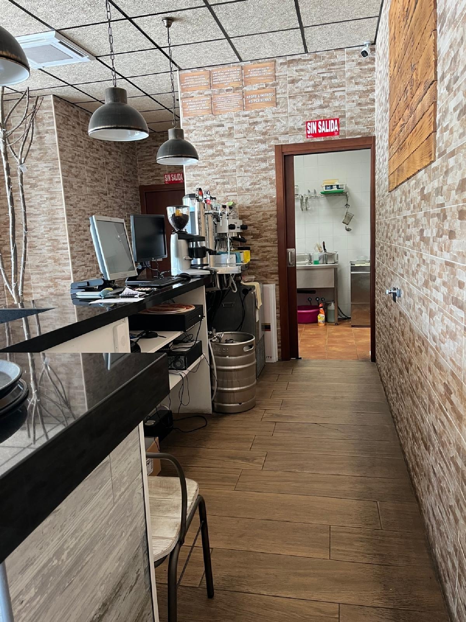  for sale commercial premise Barrio De Granada Alacantí 8