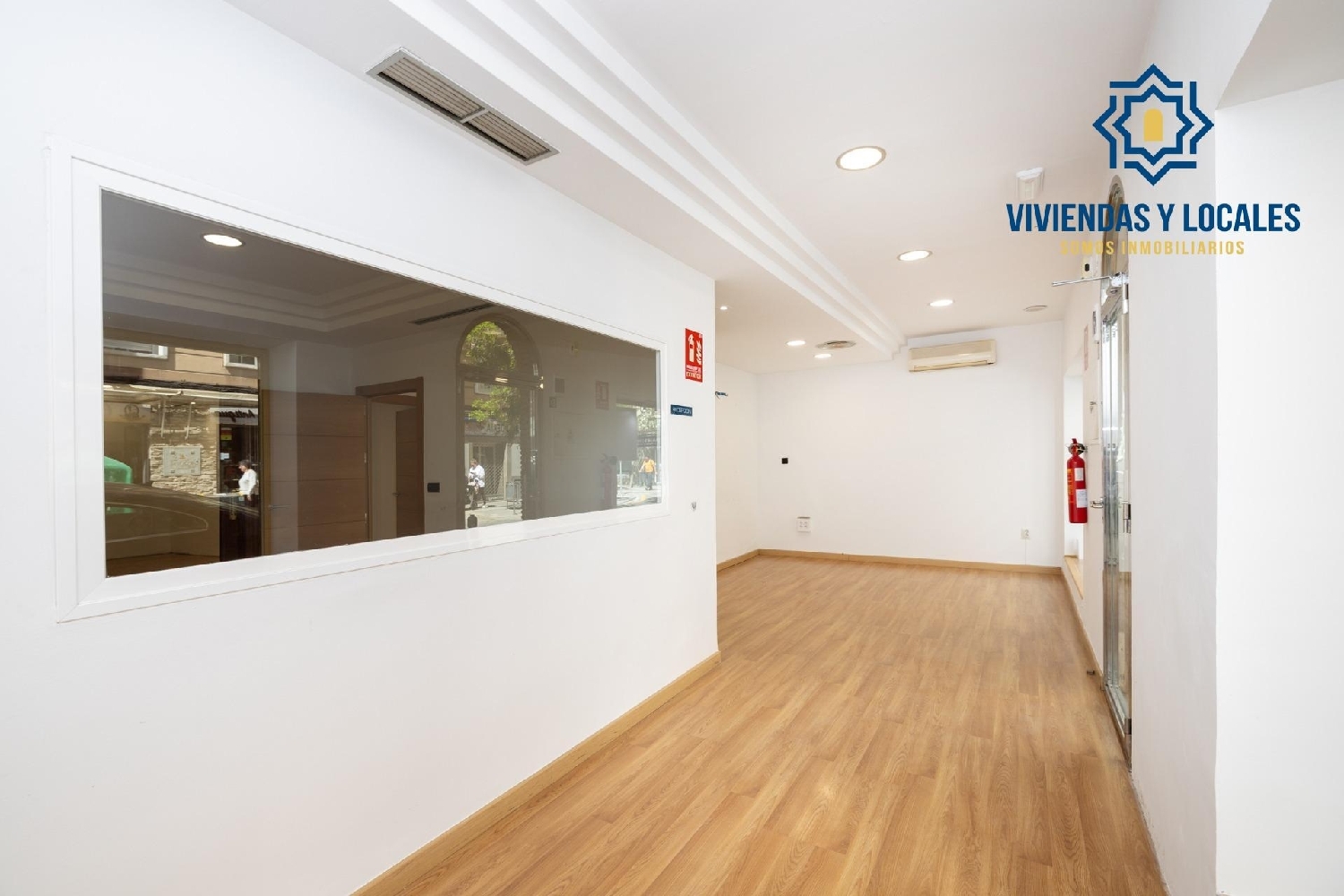 till salu lokal Barrio De Granada Alacantí 8