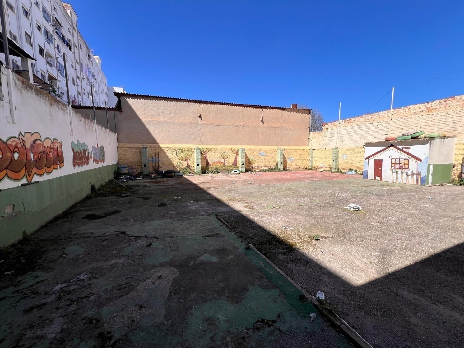  till salu lokal Camp De Lliria Camp De Túria 6