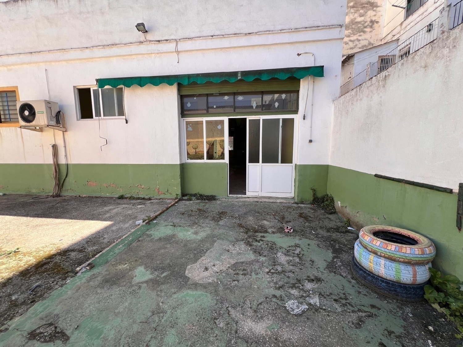  till salu lokal Camp De Lliria Camp De Túria 7