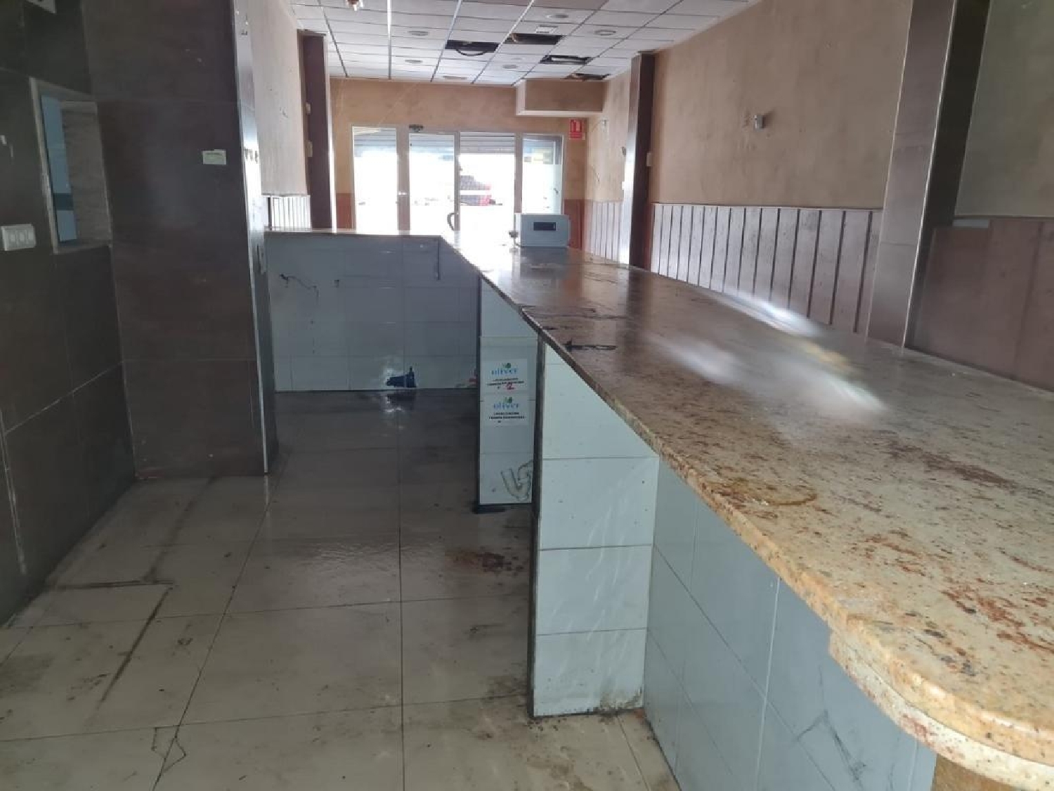  te koop bedrijfsruimte Carcaixent Ribera Alta 3