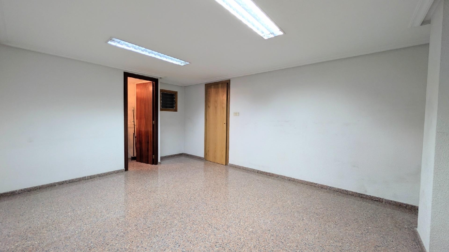  till salu lokal Cheda Arzúa 8