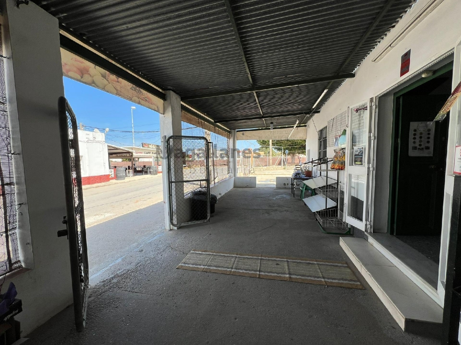  en venta local Chipiona Costa Noroeste 2