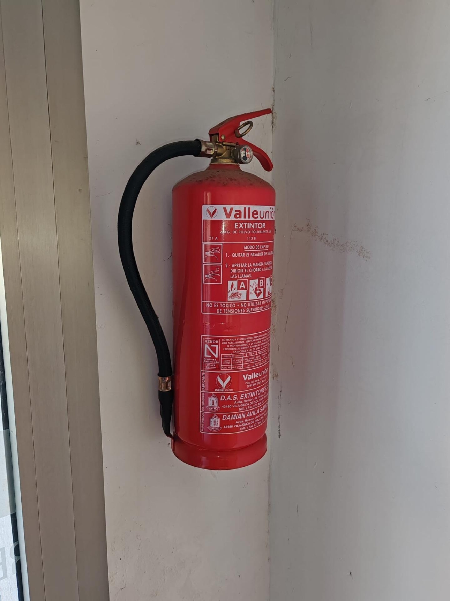  en venta local Cimadevila Arzúa 7